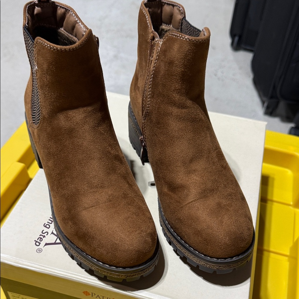 Women’s ankle boots